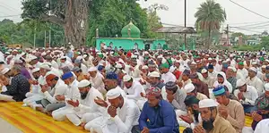 *ईद-उल-अजहा की नमाज अकीदत के साथ संपन्न, मुल्क में अमन-चैन और भाईचारे...