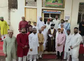 अकीदत और भाईचारे के साथ मनाया गया ईद-उल-अज़हा का पर्व*  *मस्जिद में हुई ईद-उल-अज़हा की नमाज अमन-चैन और खुशहाली की दुआओं के हजारों हाथ उठे*