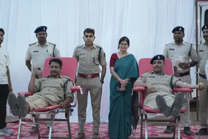 नरसिंहपुर पुलिस लाइन में रक्तदान महाशिविर आयोजित