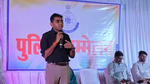 पुलिस सम्मेलन में परिजनों और बच्चों की उत्साही भागीदारी