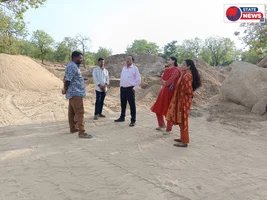 एक करोड़ की मशीनरी पर चला प्रशासन का शिकंजा, अवैध रेत खनन के खिलाफ बड़ी कार्रवाई