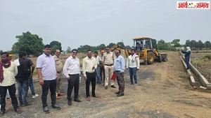 Jabalpur News: श्री गुरूजी कंस्ट्रक्शन कॉलोनाईजर की अवैध कॉलोनी में चला बुल्डोजर