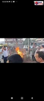 चुनाव आयोग का पुतला दहन, नामांकन निरस्त करने पर कांग्रेस का विरोध प्रदर्शन