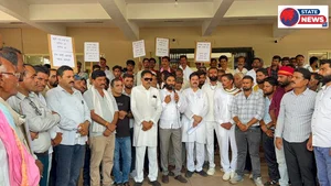 एससी-एसटी एक्ट के प्रकरण पर गरमाई सियासत, निष्पक्ष जांच व थाना प्रभारी हटाने की मांग