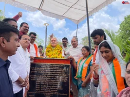 जोबट में डॉ. श्यामा प्रसाद मुखर्जी की प्रतिमा का अनावरण, राष्ट्र निर्माण के लिए युवाओं को उनके आदर्श अपनाने का संदेश  125वीं जयंती पर आयोजित
