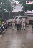 चीतल को केला खिलाने का वीडियो पड़ा भारी, वायरल क्लिप के बाद हुई कानूनी कार्रवाई
