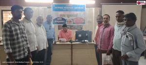 *नाले पर रपटा नहीं बनने से फूटा ग्रामीणों का गुस्सा, एक सप्ताह में कार्रवाई नहीं हुई तो बच्चों का स्कूल बहिष्कार*