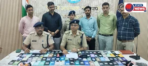 100 गुम मोबाइल लौटाकर बुरहानपुर पुलिस ने जीता जनता का भरोसा, ₹20 लाख के फोन बरामद कर लौटाई सैकड़ों चेहरों की मुस्कान