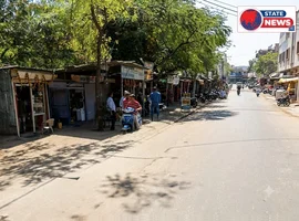 रोजी-रोटी पर चला बुलडोजर! दुकानें हटाने की तैयारी से भड़के गरीब व्यापारी, नगर पालिका के खिलाफ आंदोलन की चेतावनी*
