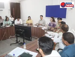 मैहर: कमिश्नर ने ली समीक्षा बैठक, विकास कार्यों और जन-कल्याणकारी योजनाओं के त्वरित क्रियान्वयन पर दिया जोर
