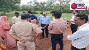 सतना समाचार: कलेक्टर डॉ. सतीश कुमार एस ने बेलहटा में निर्माणाधीन कन्या परिसर स्थल का किया औचक निरीक्षण
