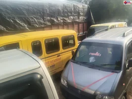 धार प्रशासनिक डंडा चला