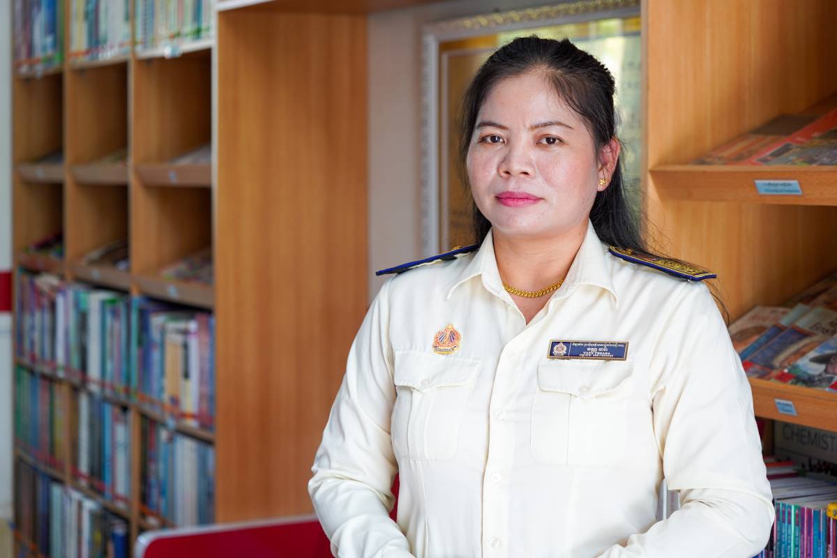 សម្រាប់សិស្សទី១២! អ្នកគ្រូ ធារ៉ា ផ្ដល់គន្លឹះរៀនសរសេរតែងសេចក្ដីឱ្យបានពិន្ទុល្អ 2026