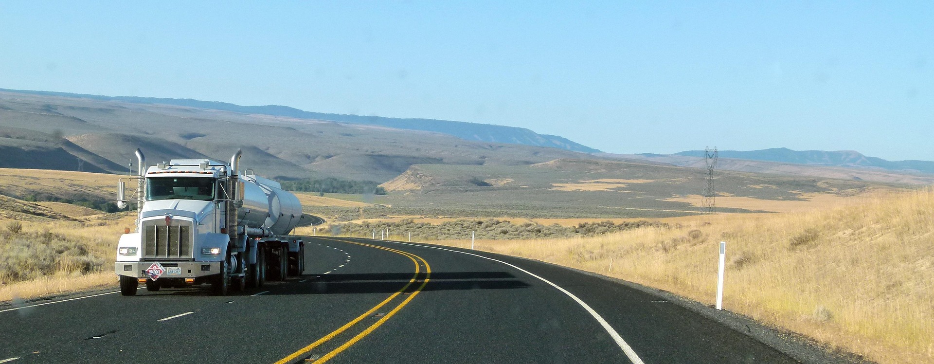 Heavy Cargo Truck Service Provider Singapore