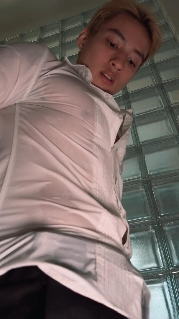  Bevis Asian handjob