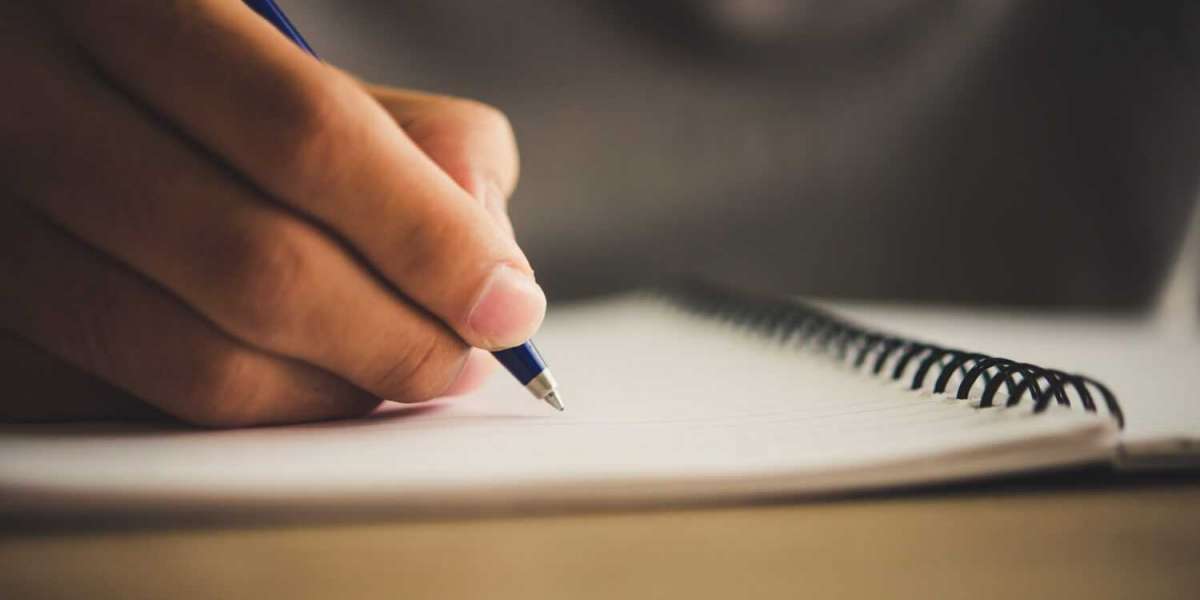 How Can Online Experts Help You With History Assignments?