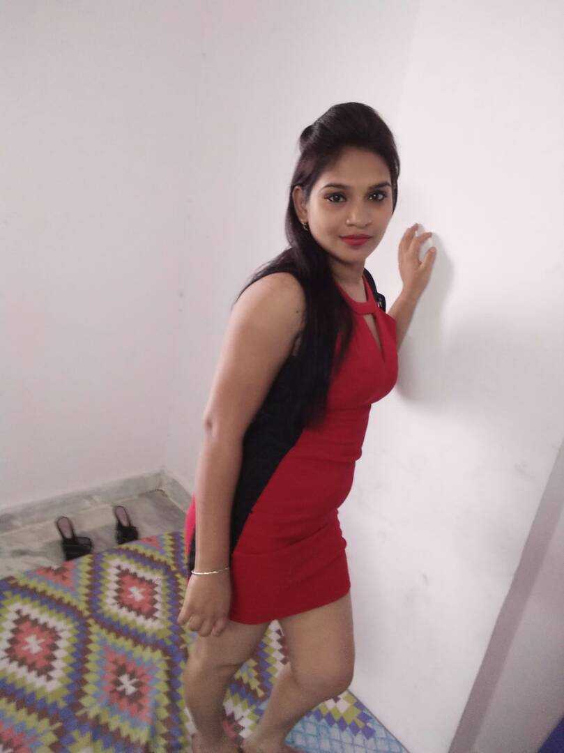 Manika Rawal Profile Picture