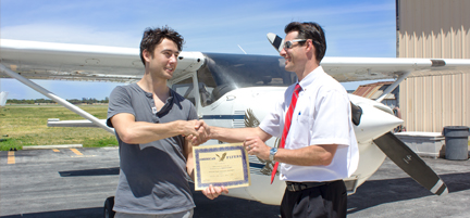 2 Top Reasons for Becoming a Professional Private Pilot: flyersprogram — LiveJournal