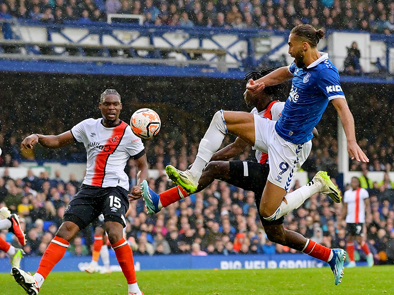 Soi kèo Luton vs Everton lúc 2h00 ngày 4/5/2024