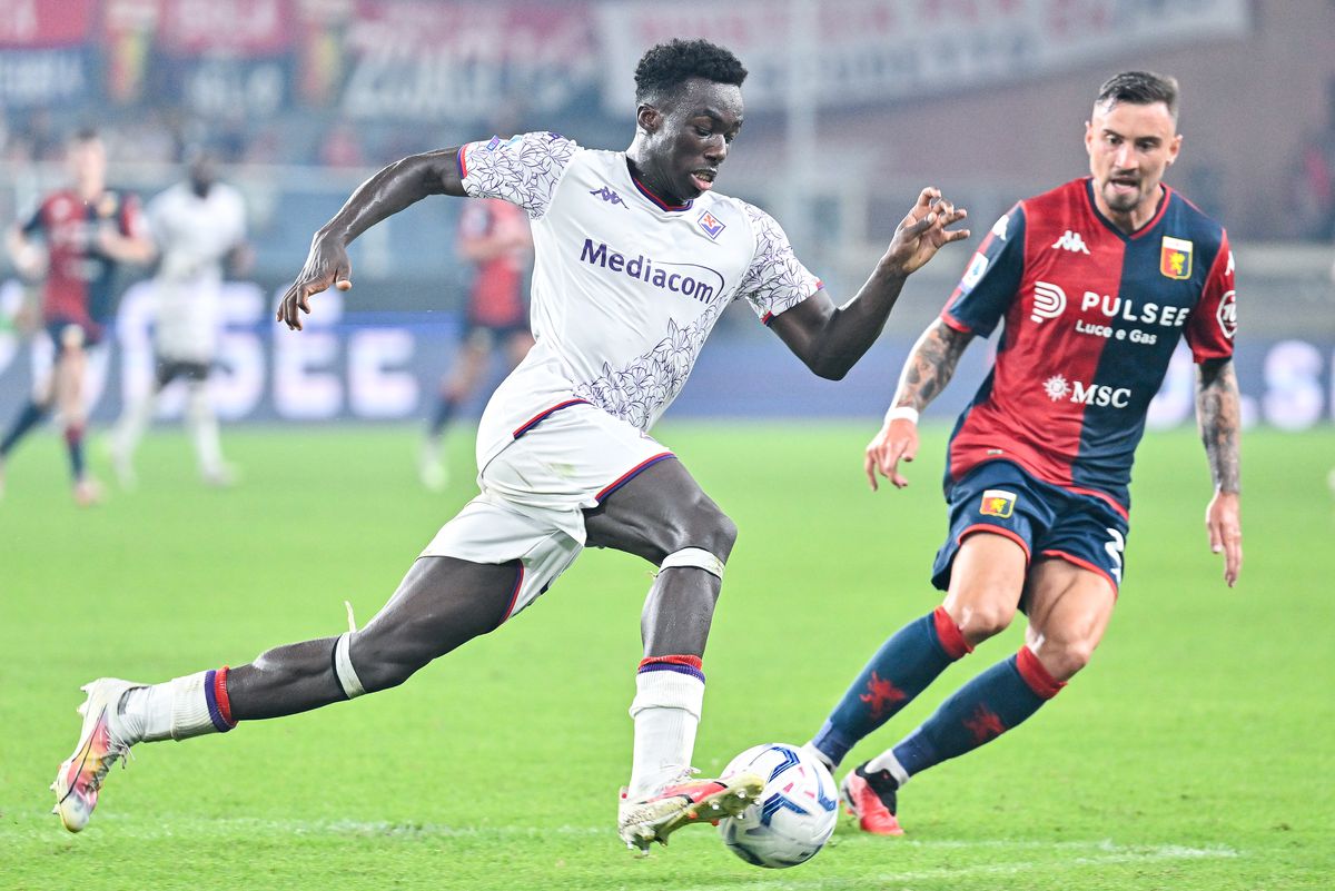 Soi kèo Genoa vs Fiorentina lúc 00h30 ngày 1/11/2024