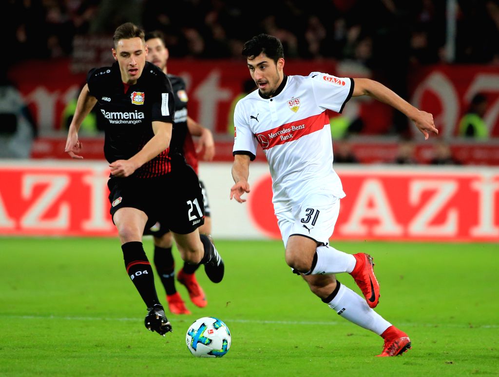 Soi kèo Leverkusen vs Stuttgart lúc 02h30 ngày 2/11/2024