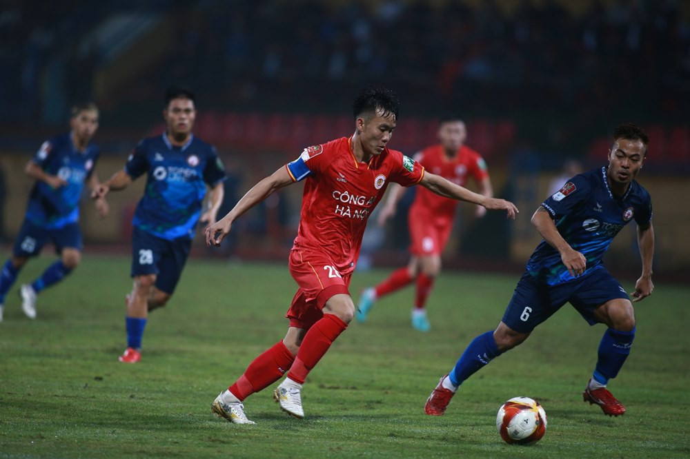 Soi kèo CAHN vs Bình Định lúc 19h15 ngày 20/11/2024