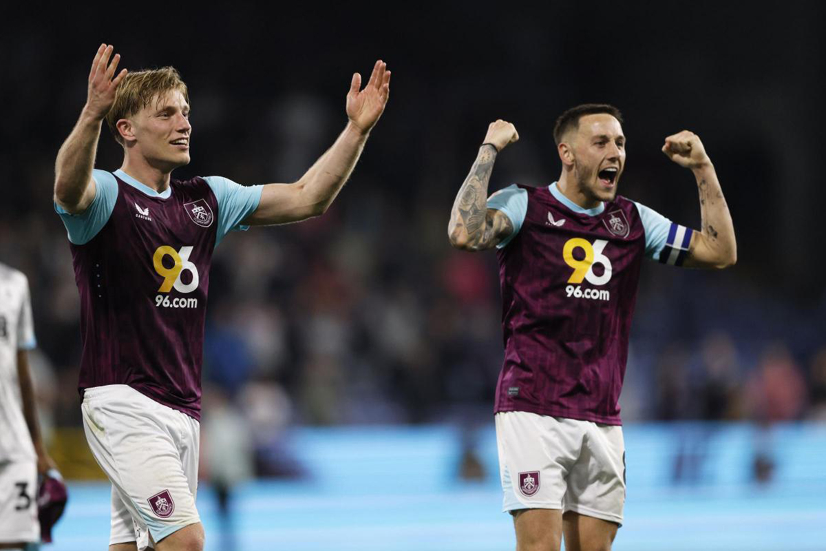 Soi kèo Watford vs Burnley lúc 21h00 ngày 18/4/2025