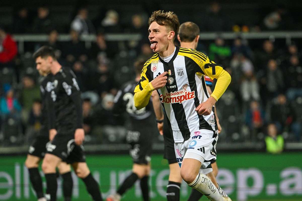 Soi kèo LASK vs Altach lúc 0h30 ngày 24/5/2025