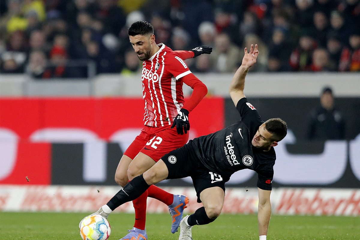 Soi kèo Freiburg vs Frankfurt lúc 20h30 ngày 17/5/2025