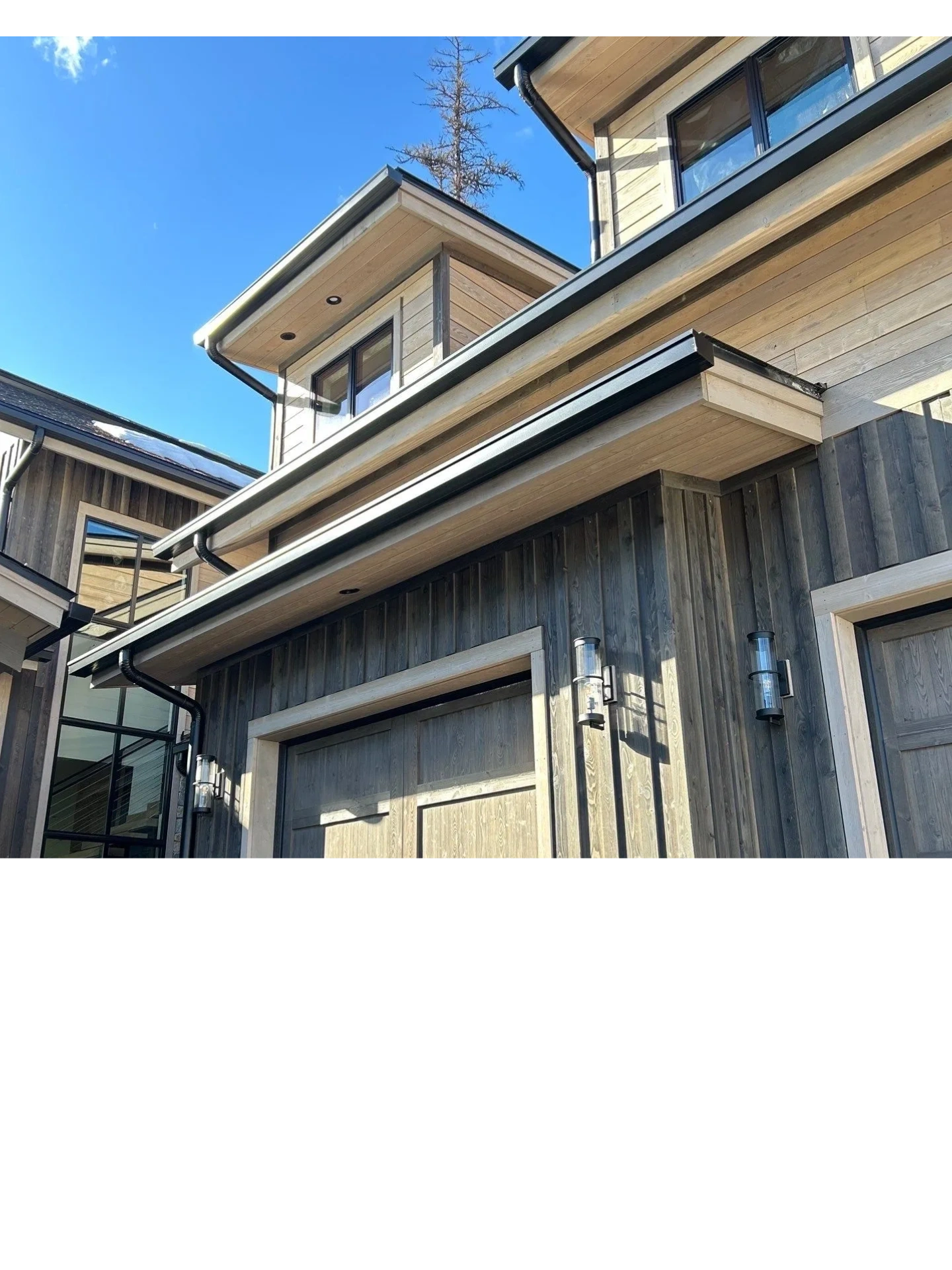 SEAMLESS GUTTERS