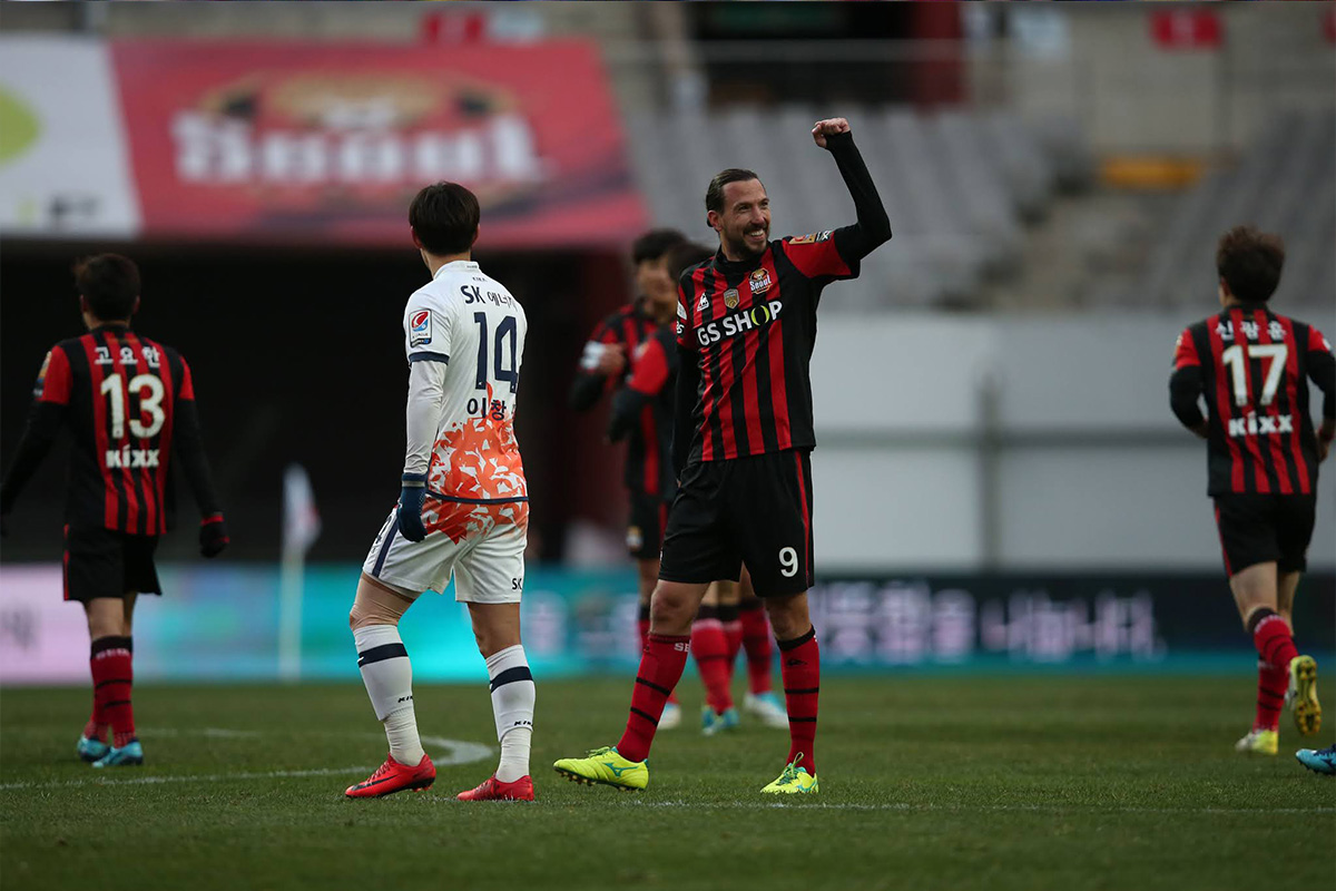 Soi kèo Seoul vs Gangwon lúc 17h30 ngày 17/6/2025