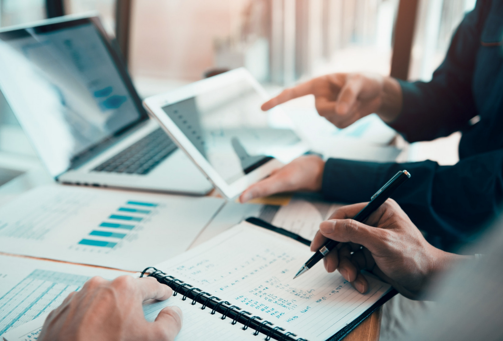 Financial Advisory & Restructuring Services for Business Growth – KICK Advisory Services