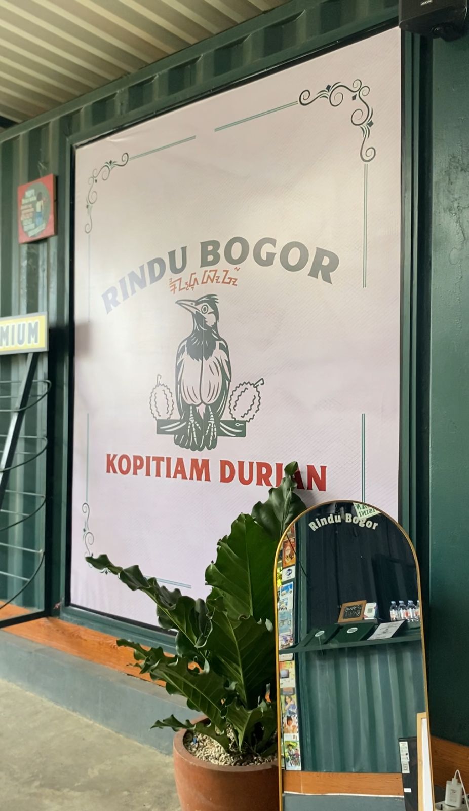Rindu Bogor Kopitiam Durian Bernuansa Angkringan dengan Cita Rasa Durian yang Bikin Balik Lagi