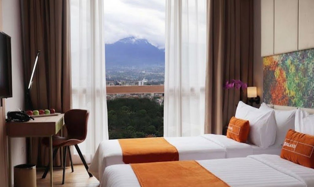 Bigland Hotel Bogor! Pengalaman Menginap Mewah di Jantung Kota Hujan