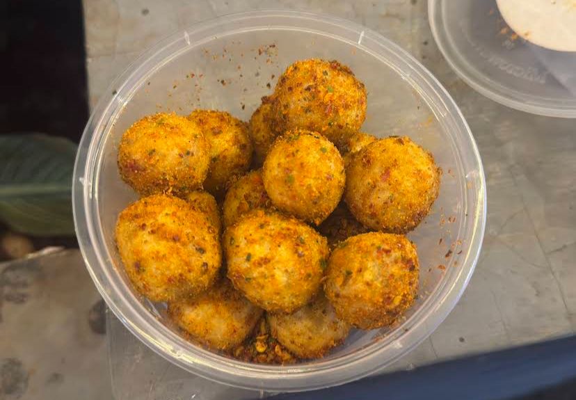 Cimol Bojot Aa Bogor! Jajanan Sederhana yang Jadi Primadona Pecinta Cemilan Pedas