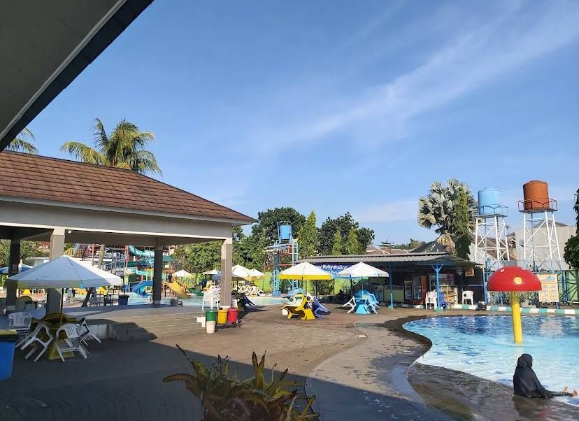 Menikmati Kesegaran di Fun Park Villa Bogor Indah! Kolam Renang Terjangkau di Jantung Bogor Utara