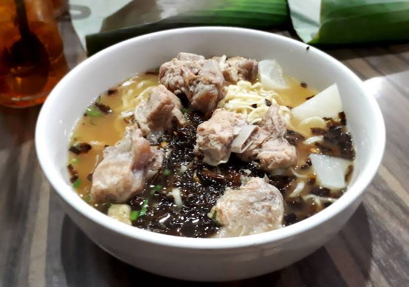 Kenapa Soto Mie Bogor Tak Pernah Kehilangan Penggemar? Kamu Wajib Tahu!