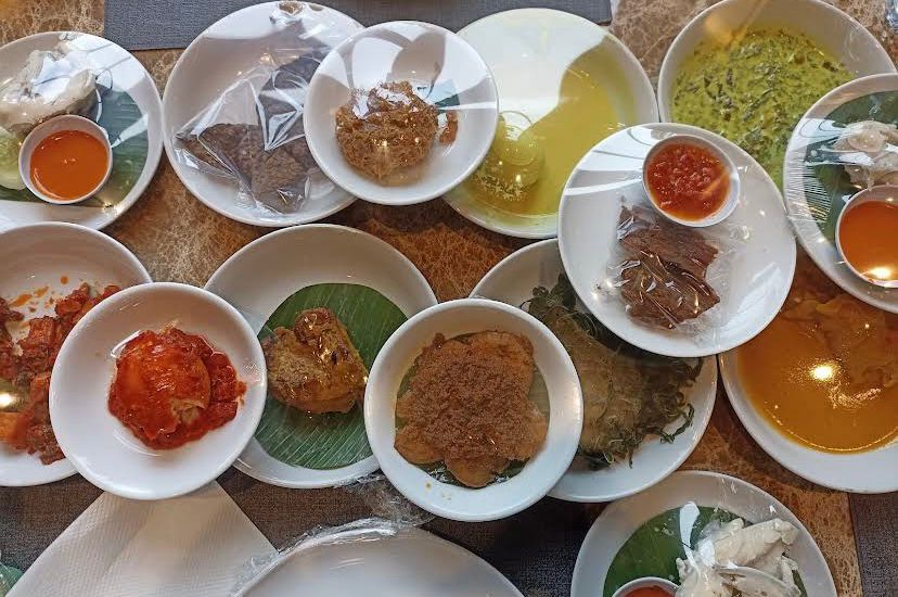 Mengapa Makanan Padang di Restoran Pagi Sore Bogor Selalu Bikin Orang Kembali?