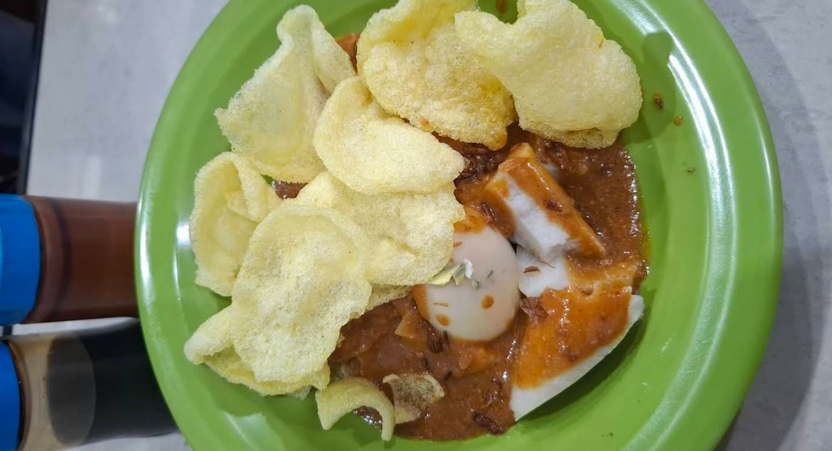 Doclang Bogor, Kuliner Pagi yang Datang Sebelum Kota Ramai Kamu Wajib Coba!