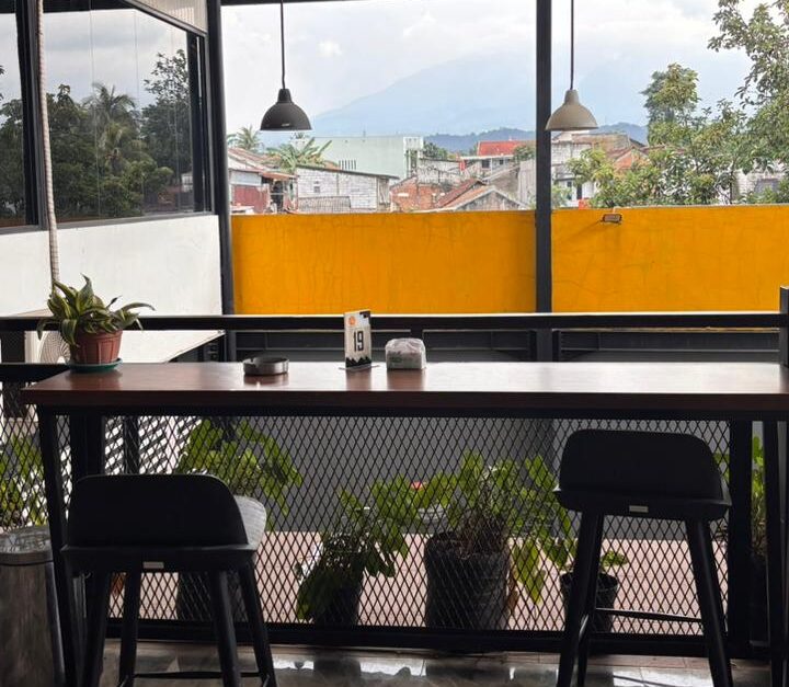 Tak Punya Waktu untuk Cuci Mobil, Ngopi, dan Potong Rambut? Station 42 Menyatukannya