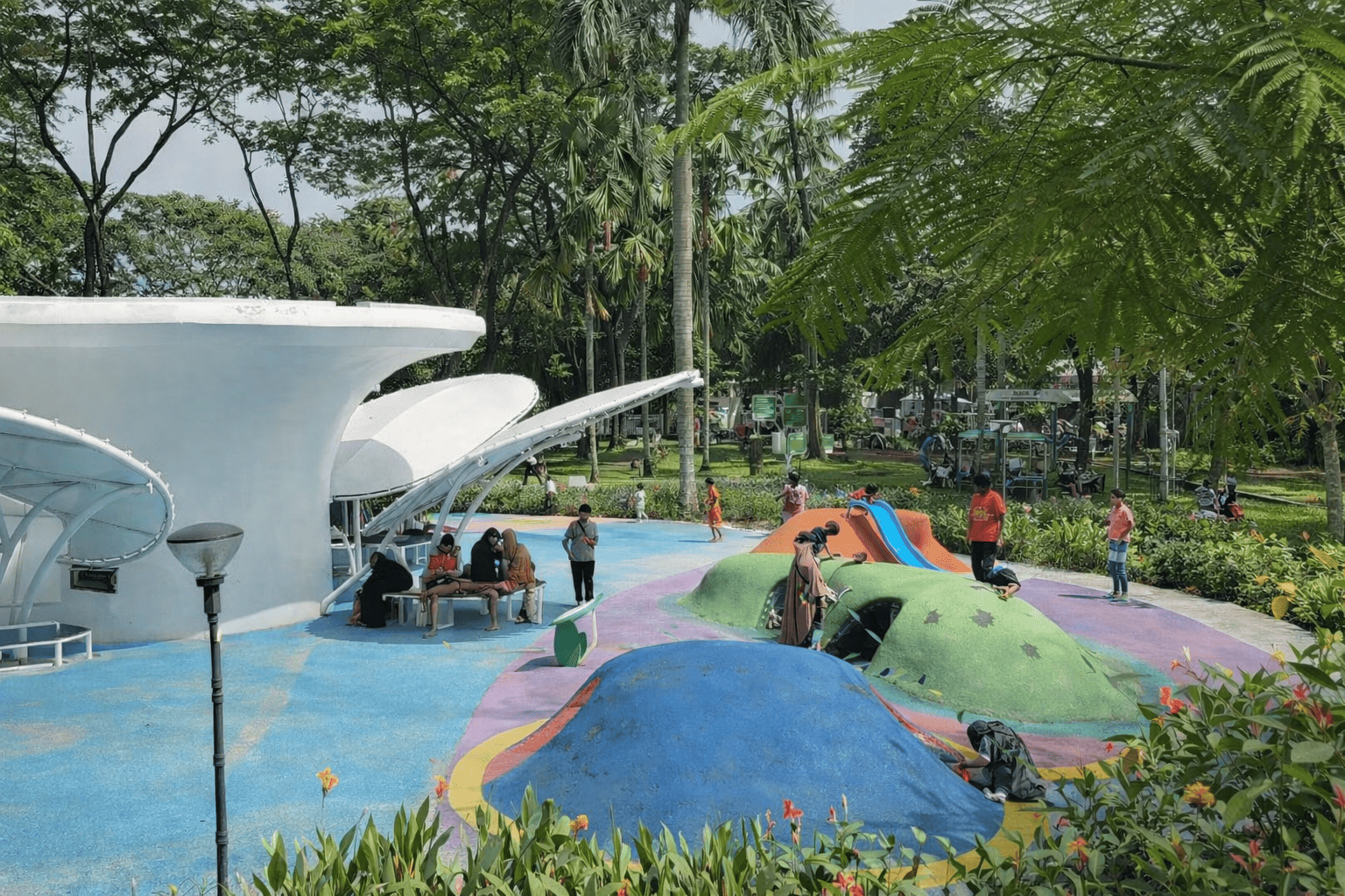 Taman Siliwangi, Spot Ngabuburit Gratis di Kabupaten Bogor yang Ramah Anak dan Teduh