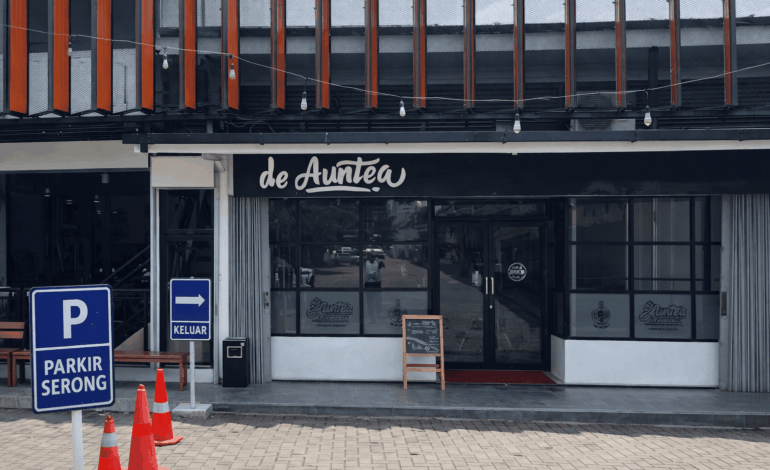 Cafe Baru di Bogor: De Auntea Coffee n Eatery Jadi Spot Nongkrong Cozy yang Lagi Ramai Dibicarakan