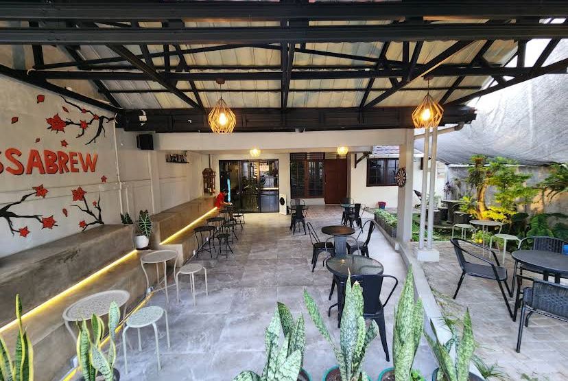 Wassabrew Cafe Bogor: Tempat Ngopi Santai dengan Suasana Hangat yang Bikin Lupa Waktu