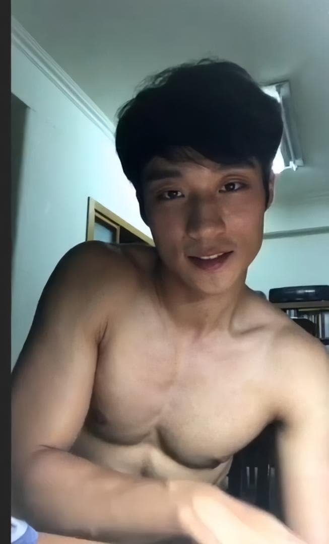  Trai đẹp Andy Bian lộ clip thủ dâm