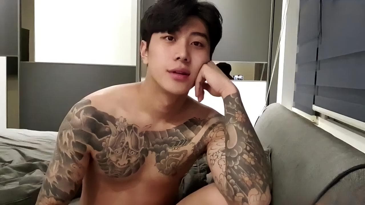 porn gay Norituhnet - Handsome Korean guy sucking breast