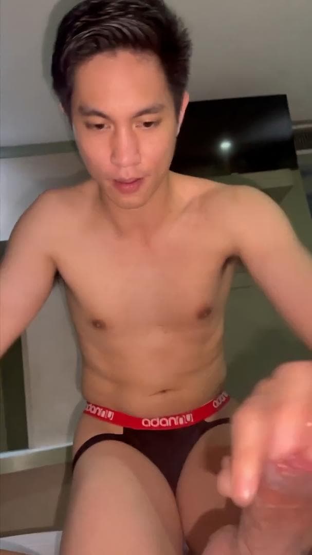sex ผู้ชายแมนให้เกย์เย็ดครั้งแรก
