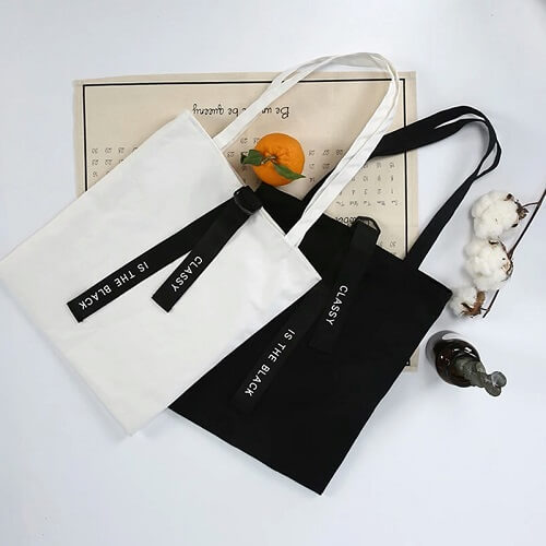 trendy canvas tote bags