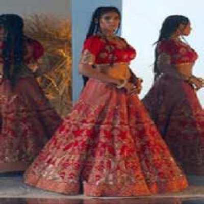 Layla Surkh Lehenga Profile Picture