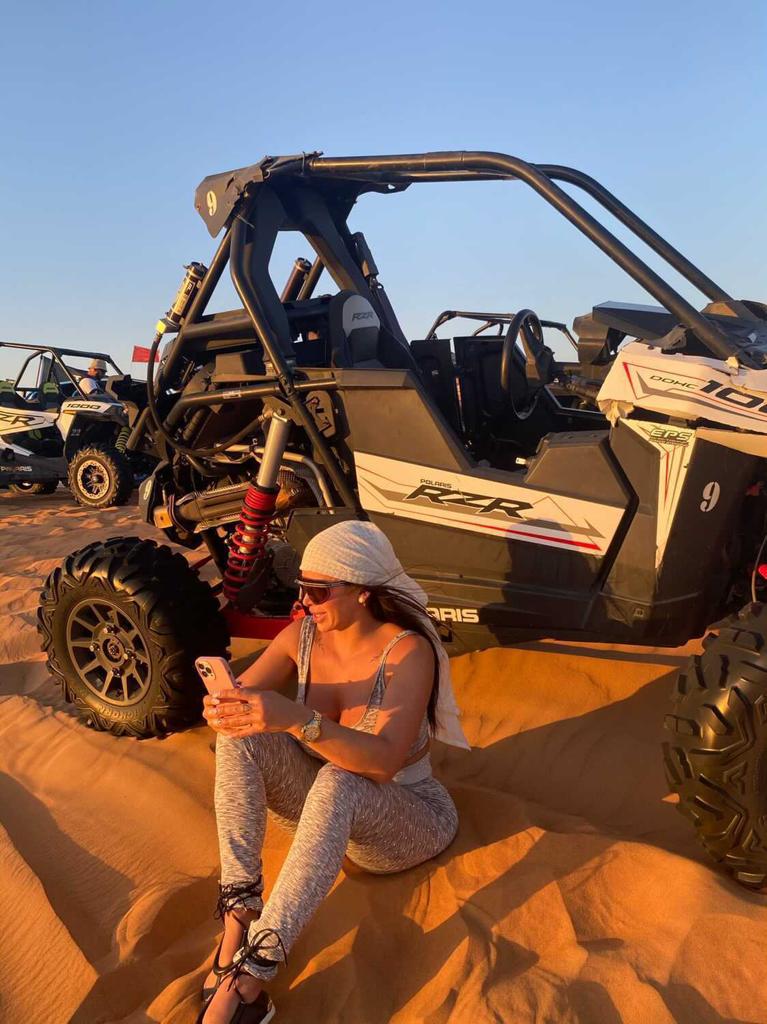 BBQ & Breakfast with Overnight Red Dunes Desert Safari with Dune Bashing - Taj Al Sahra