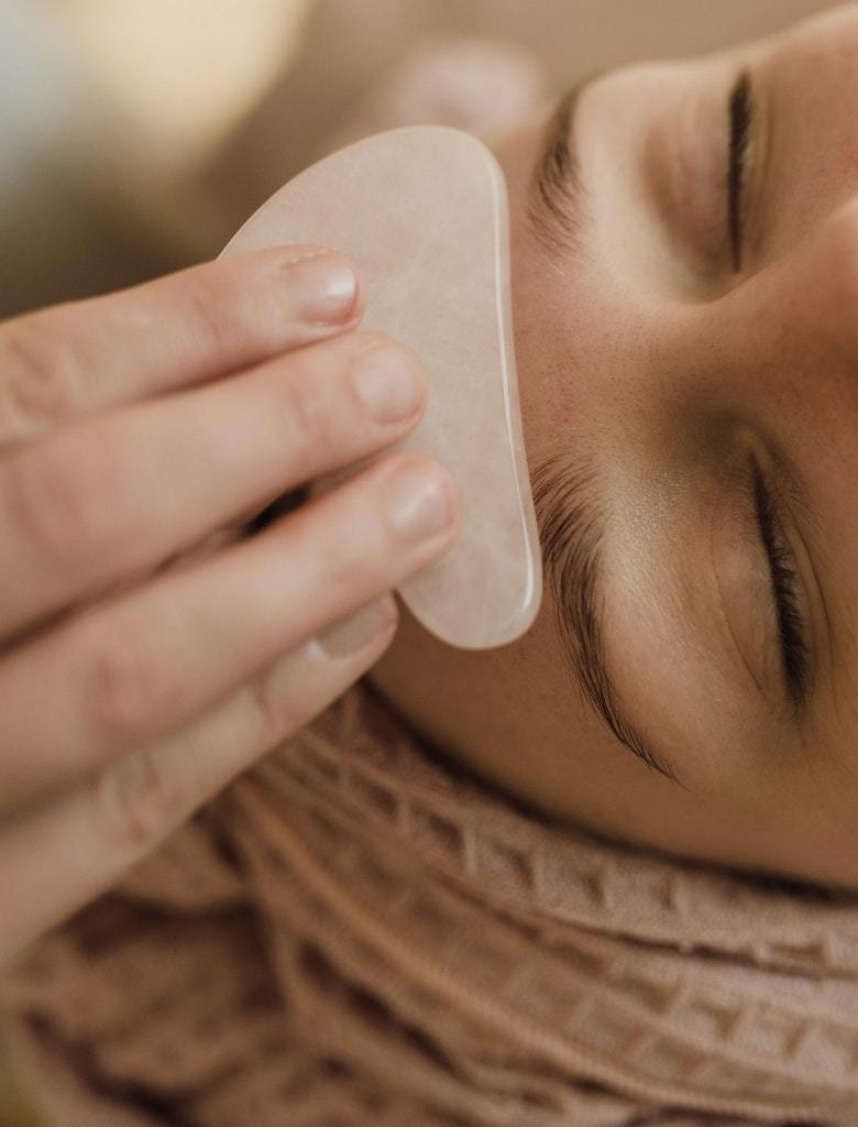 Gua Sha for Lymphatic Drainage: Can This Ancient Technique Support Your Wellness Routine? – @ombrightwellnessacupuncturee on Tumblr